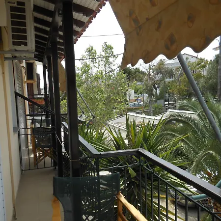 Itzes Apartment *